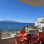 Sea View In 110 Apartment *
