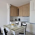 Sea View In 110 Apartment Sarande
