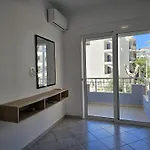 Sea View In 110 Apartment *